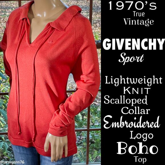 Givenchy Tops - ⭐️HP⭐️VTG▪️GIVENCHY▪️70's Lightweight Knit Scalloped Collar Embroidered Logo Top